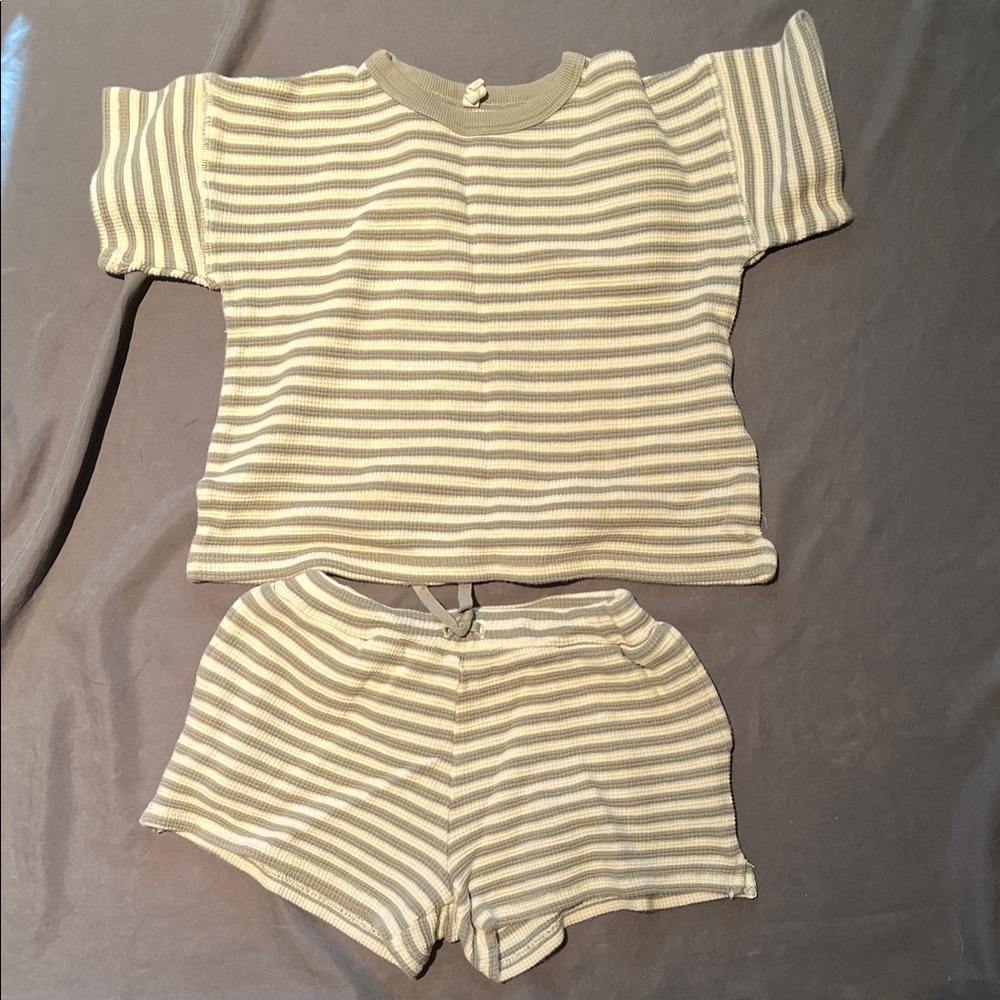 Quincy Mae Striped Shorts Set - Gray and Cream